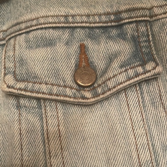 J Crew Jean/Denim Jacket Light Wash - Picture 5 of 12